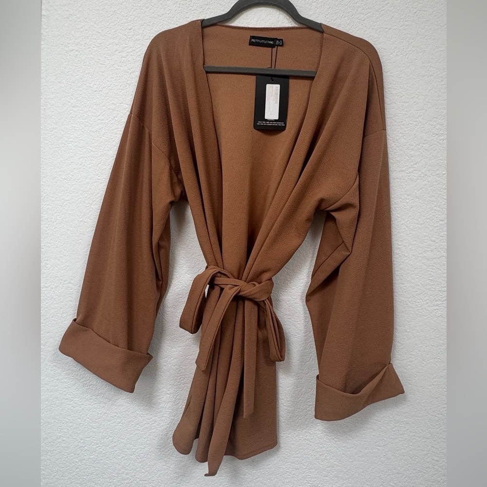 PrettyLittleThing Tan Women's top